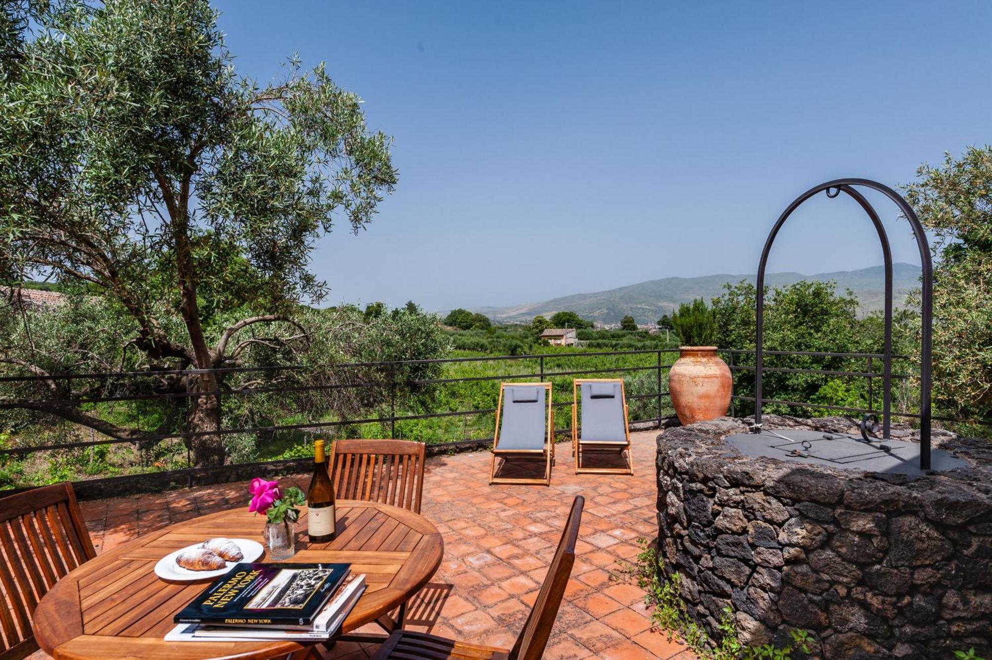 Terrazze Dell'Etna - Country Rooms And Apartments Randazzo Bagian luar foto