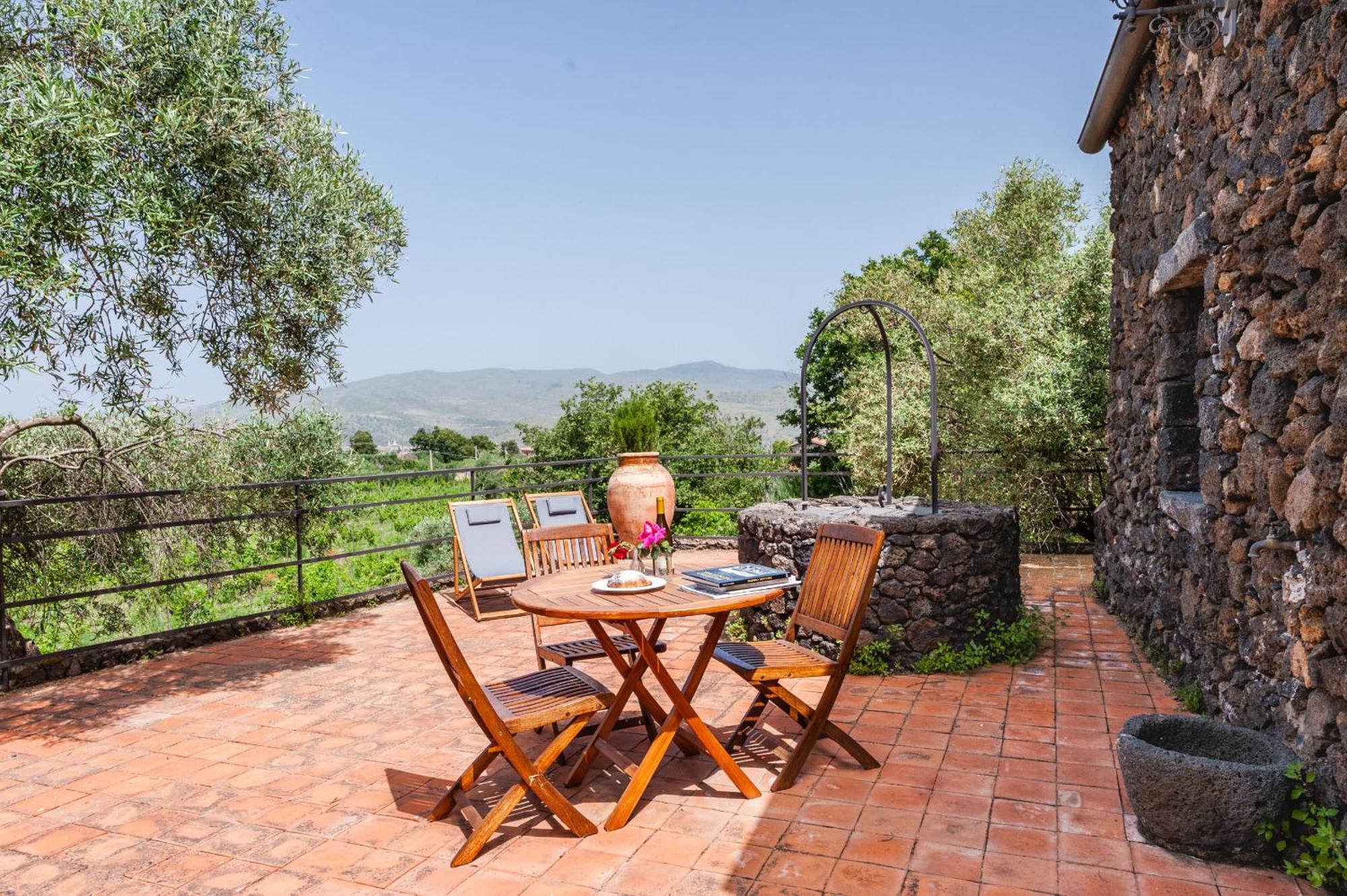Terrazze Dell'Etna - Country Rooms And Apartments Randazzo Bagian luar foto
