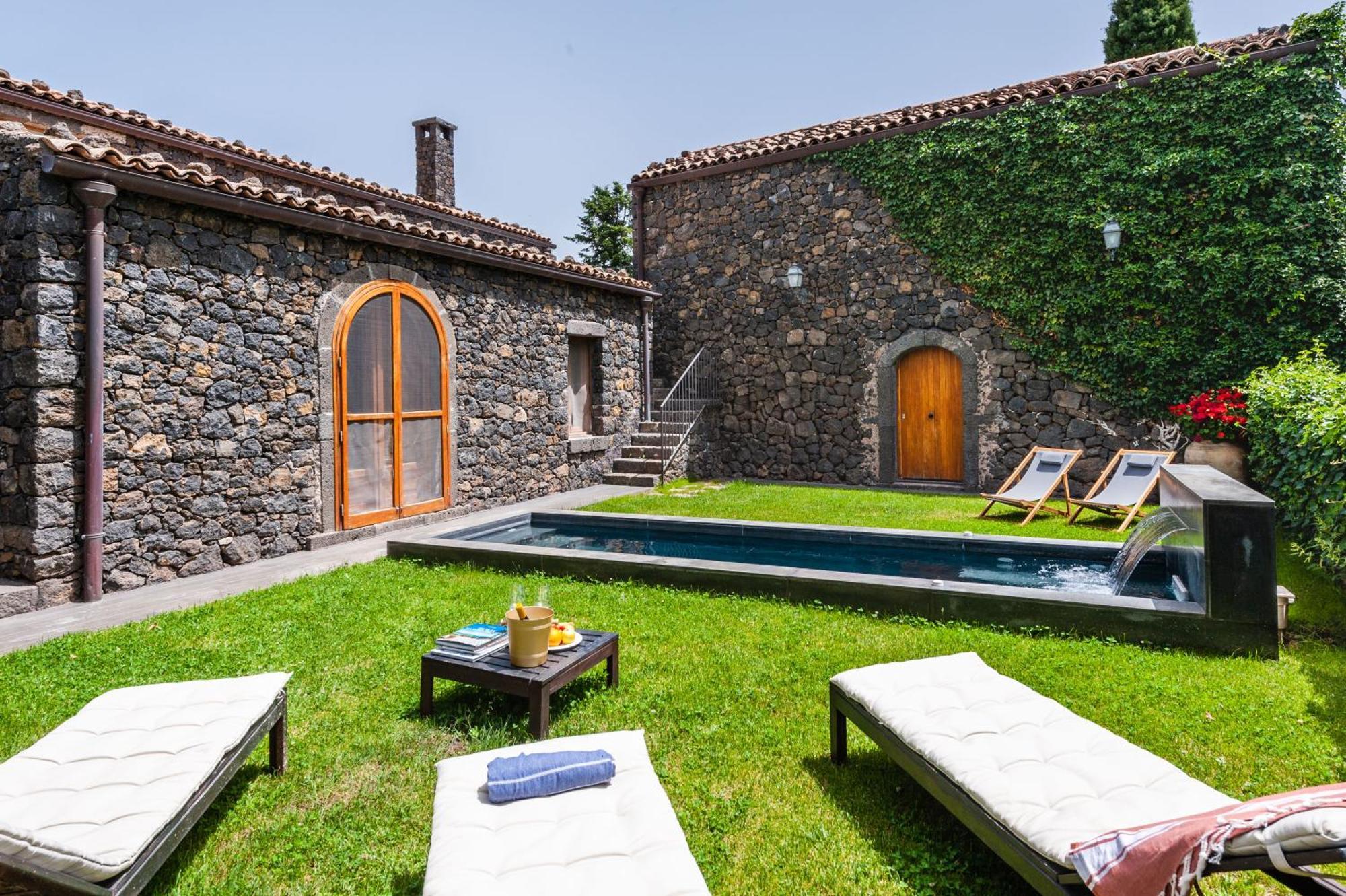 Terrazze Dell'Etna - Country Rooms And Apartments Randazzo Bagian luar foto